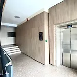 Апартаменти Coresi Nest - Pet Friendly *