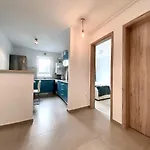 Апартаменти Coresi Nest - Pet Friendly Брашов
