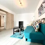 Coresi Nest - Pet Friendly Апартаменти Брашов